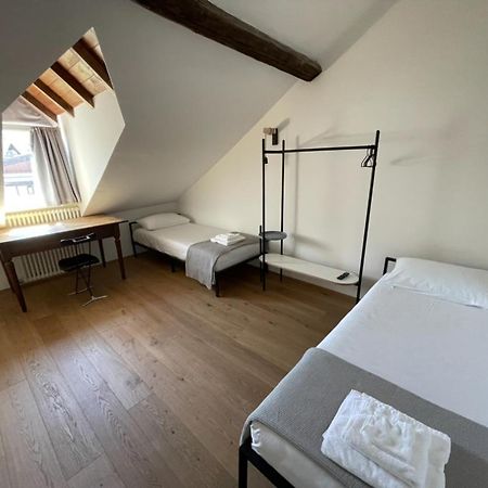 Design Apartment In The Heart Of Bozen Exterior foto